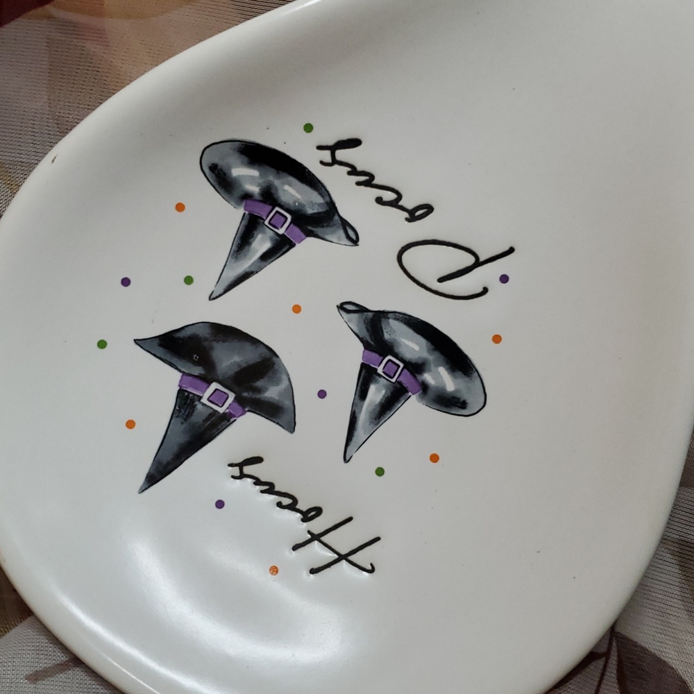 Hocus Pocus Spoon Rest - Picture 2 of 5